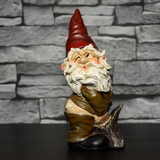 Gnome- Having A Widdle
