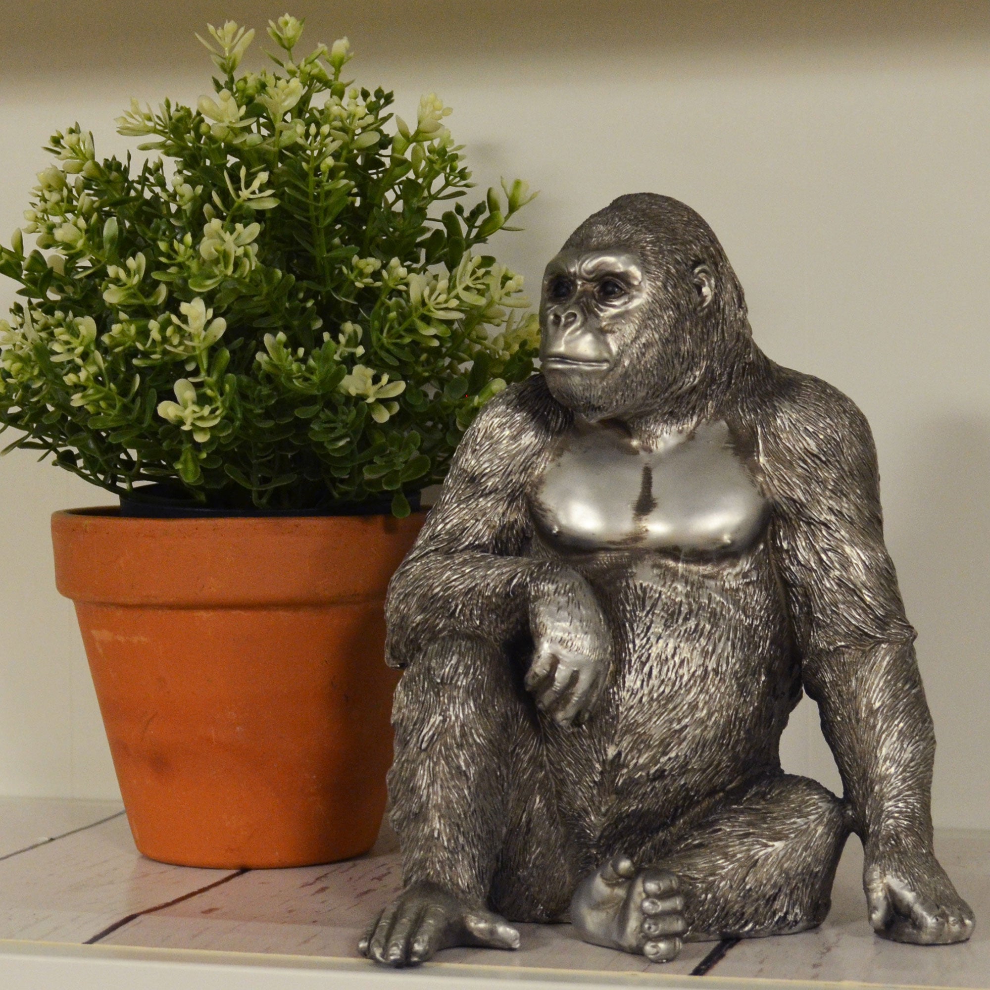 Gorilla & Baby in Antique Silver Sculpture Beautiful Home Decor New & Boxed  25cm