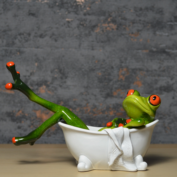Comical Frogs - In The Bath
